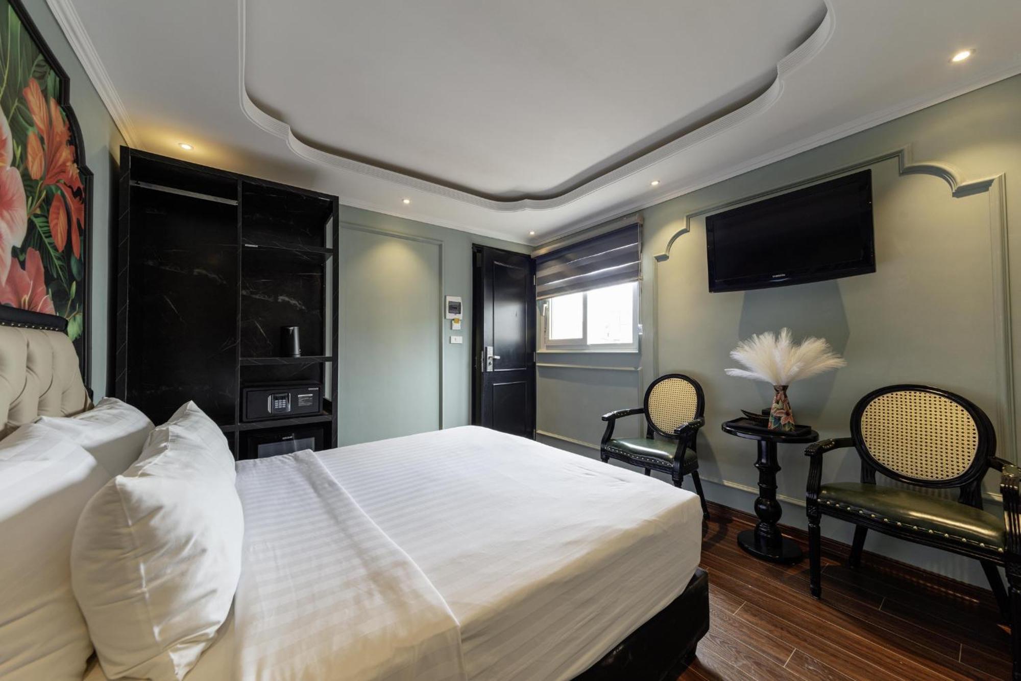 Madelise Amica Hotel And Travel Ханой Екстер'єр фото