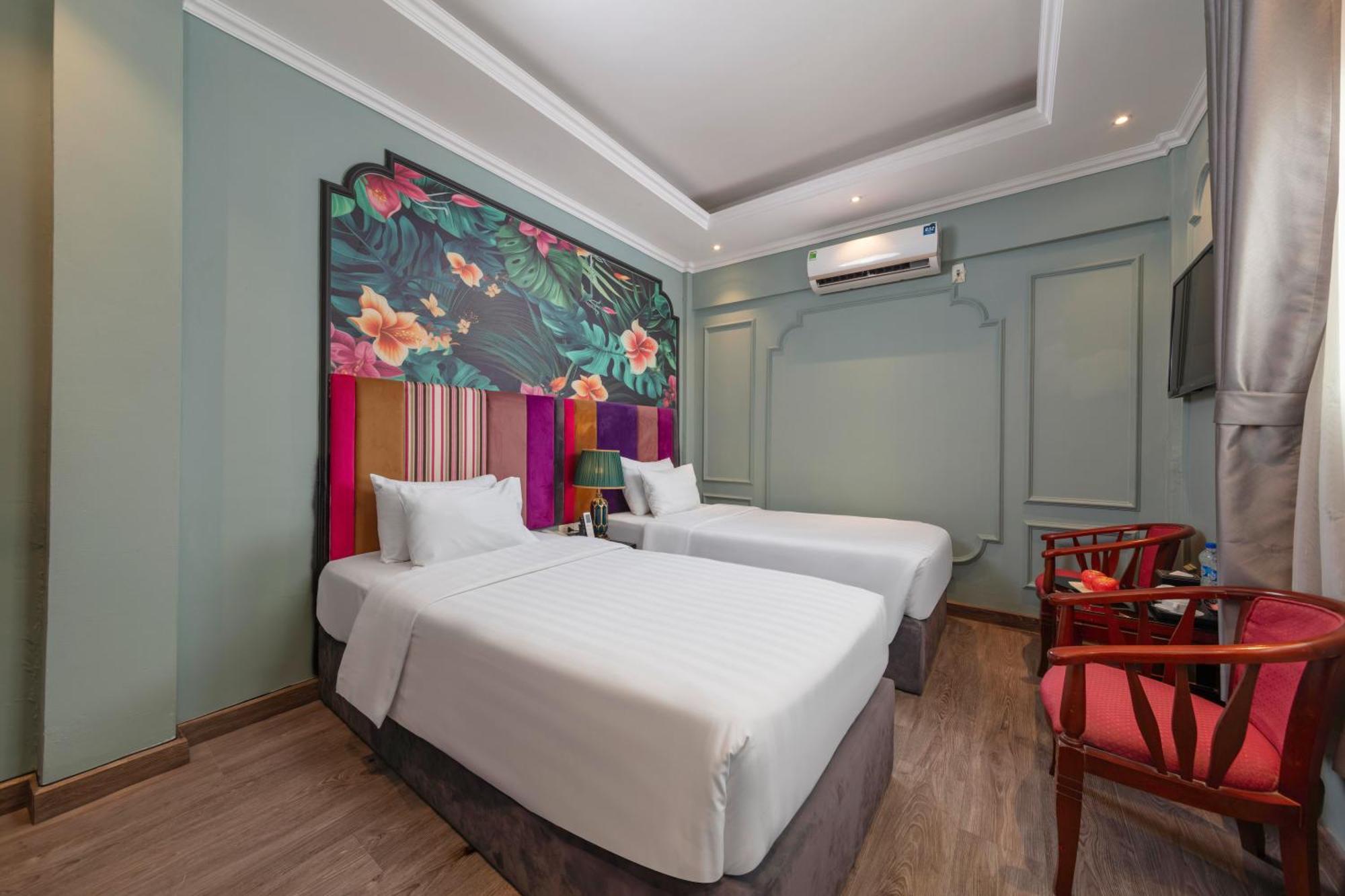 Madelise Amica Hotel And Travel Ханой Номер фото
