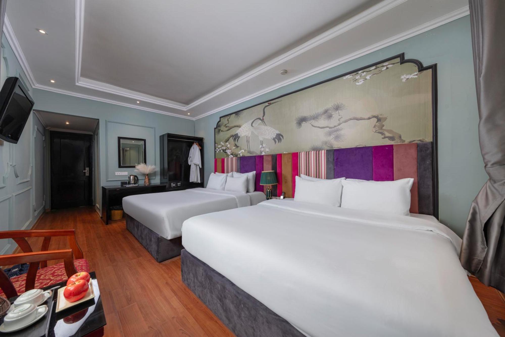 Madelise Amica Hotel And Travel Ханой Екстер'єр фото