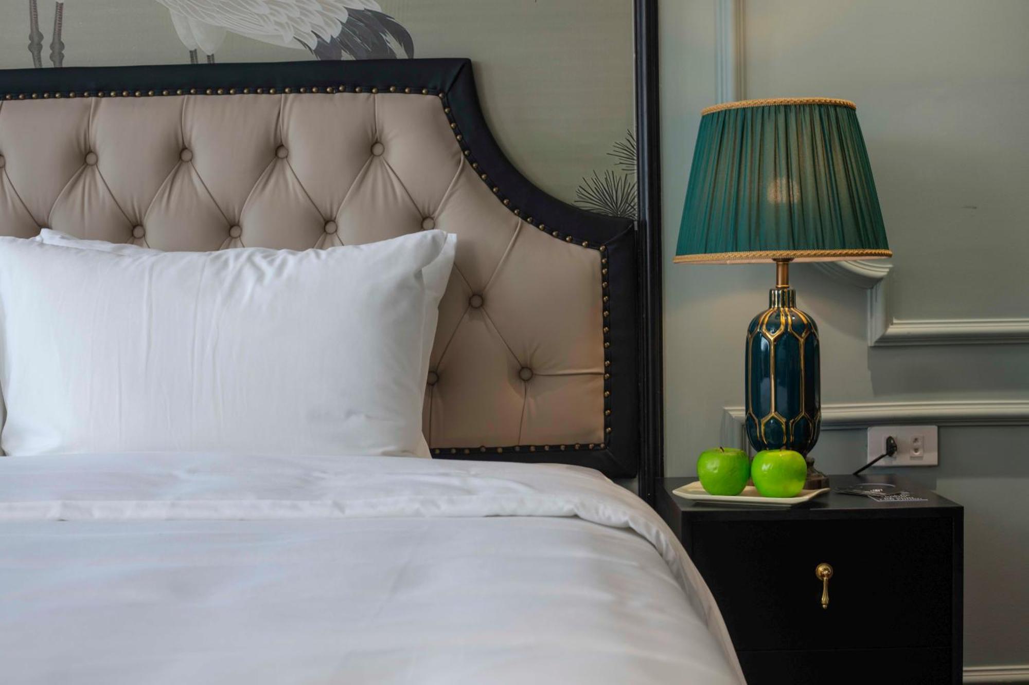Madelise Amica Hotel And Travel Ханой Екстер'єр фото